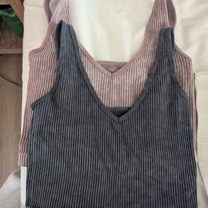 Aura Ribbed V-Neck Tank Top Duo - Black and Pink